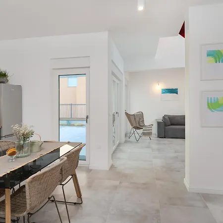 Dream Island Apartment